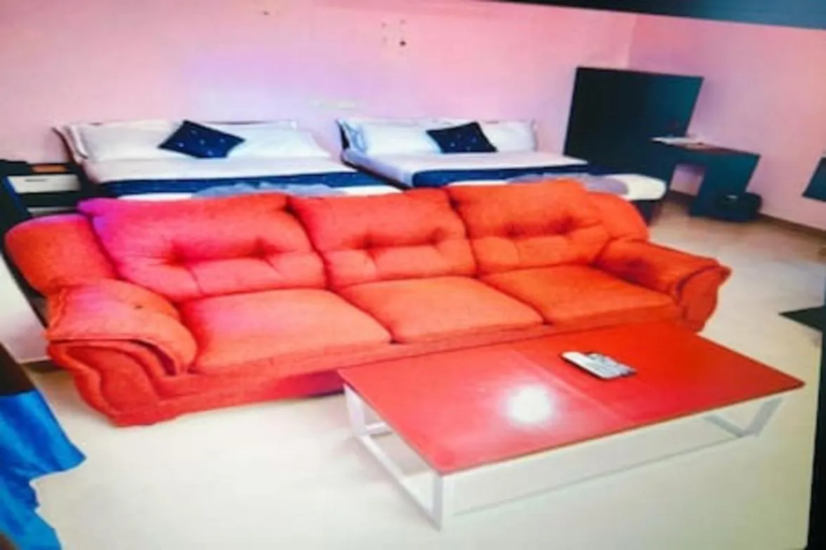 Sulthan Deluxe Room Gv07204 Kochi