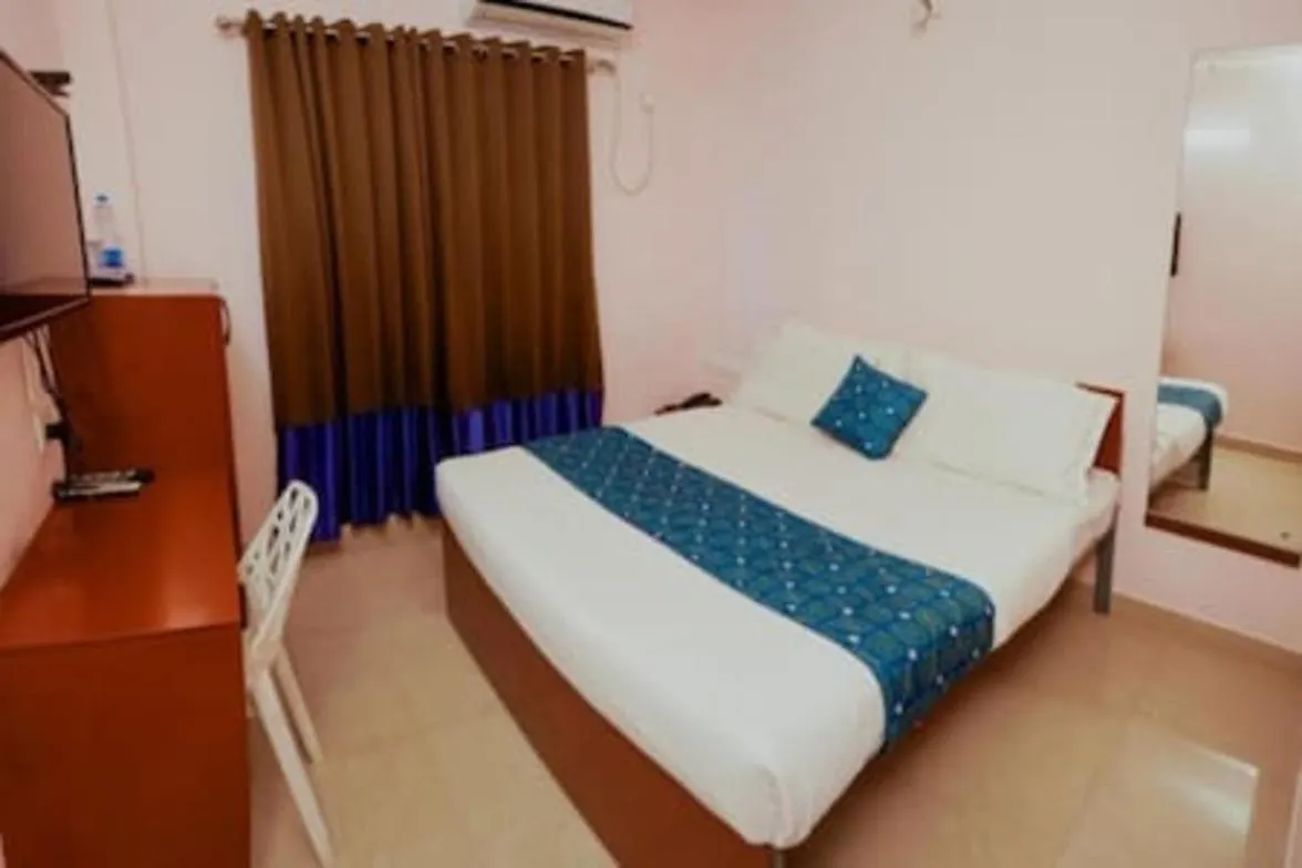 Sulthan Deluxe Room Gv07204 Kochi